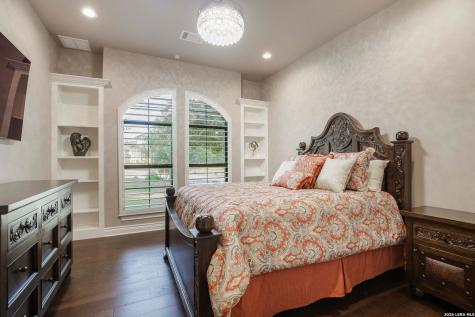 9734 Midsomer Place San Antonio TX 78255