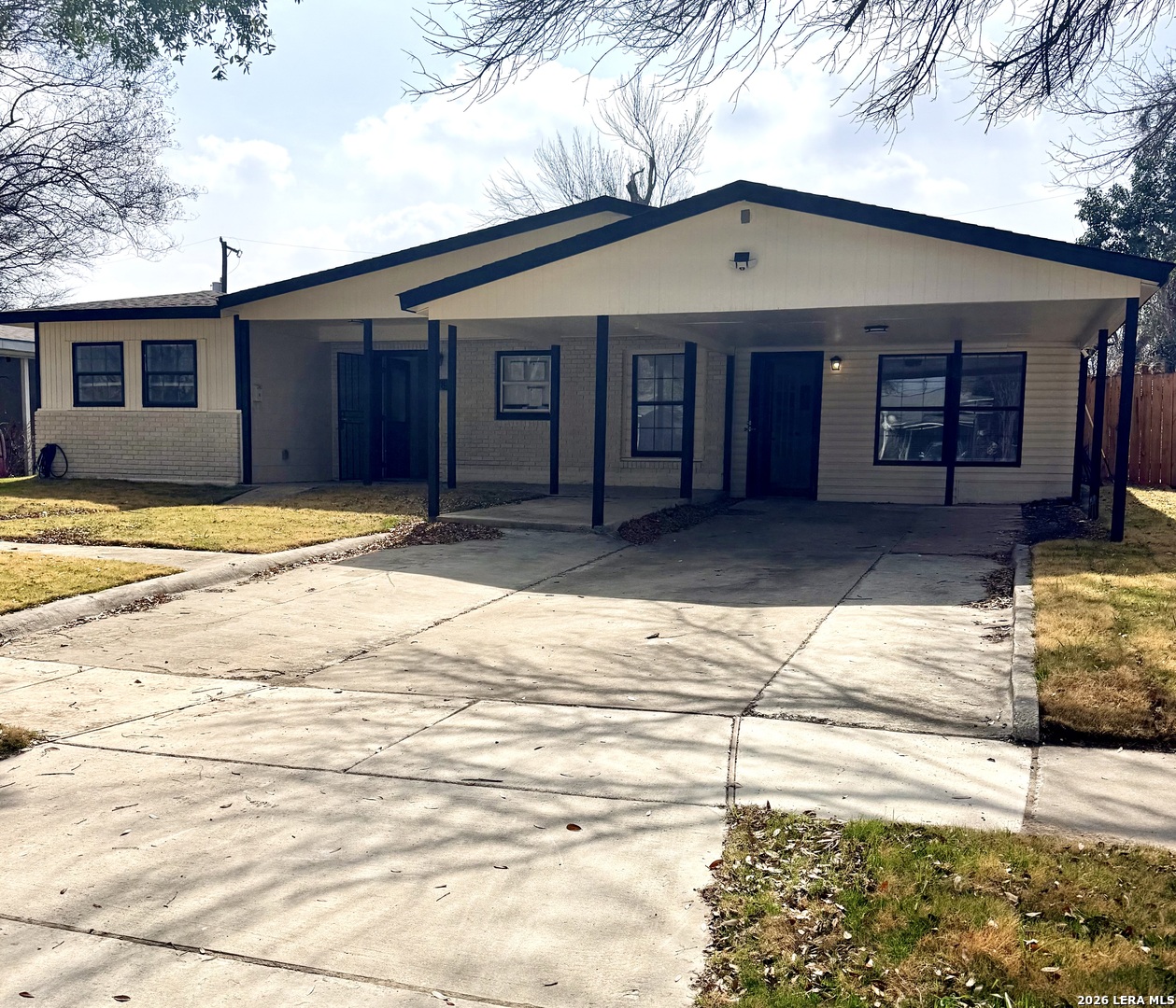 218 Hillwood San Antonio TX 78213