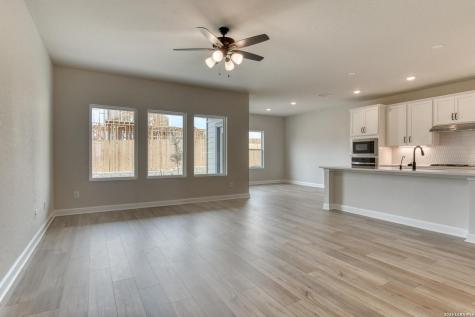 14232 Wolf View San Antonio TX 78252