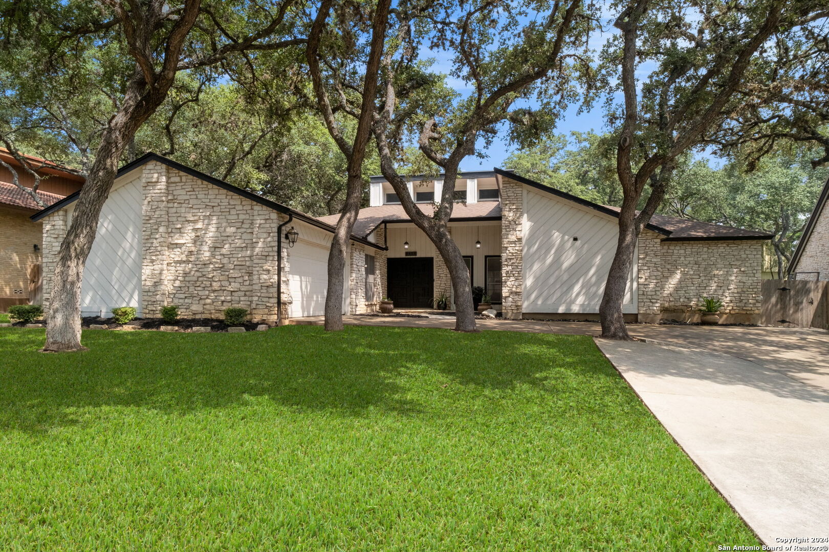 8423 Dragon Street San Antonio TX 78254
