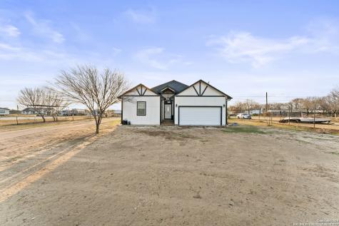 16851 Griffin Road #2 Atascosa TX 78002