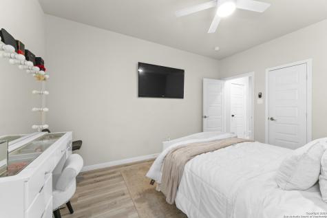 16851 Griffin Road #2 Atascosa TX 78002