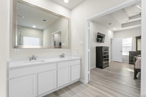 16851 Griffin Road #2 Atascosa TX 78002