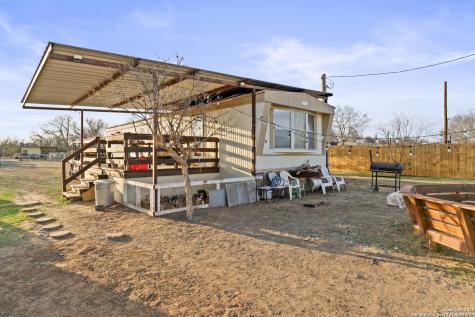 16851 Griffin Road #2 Atascosa TX 78002