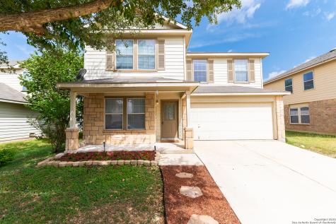 7915 Oakwood Pines San Antonio TX 78254
