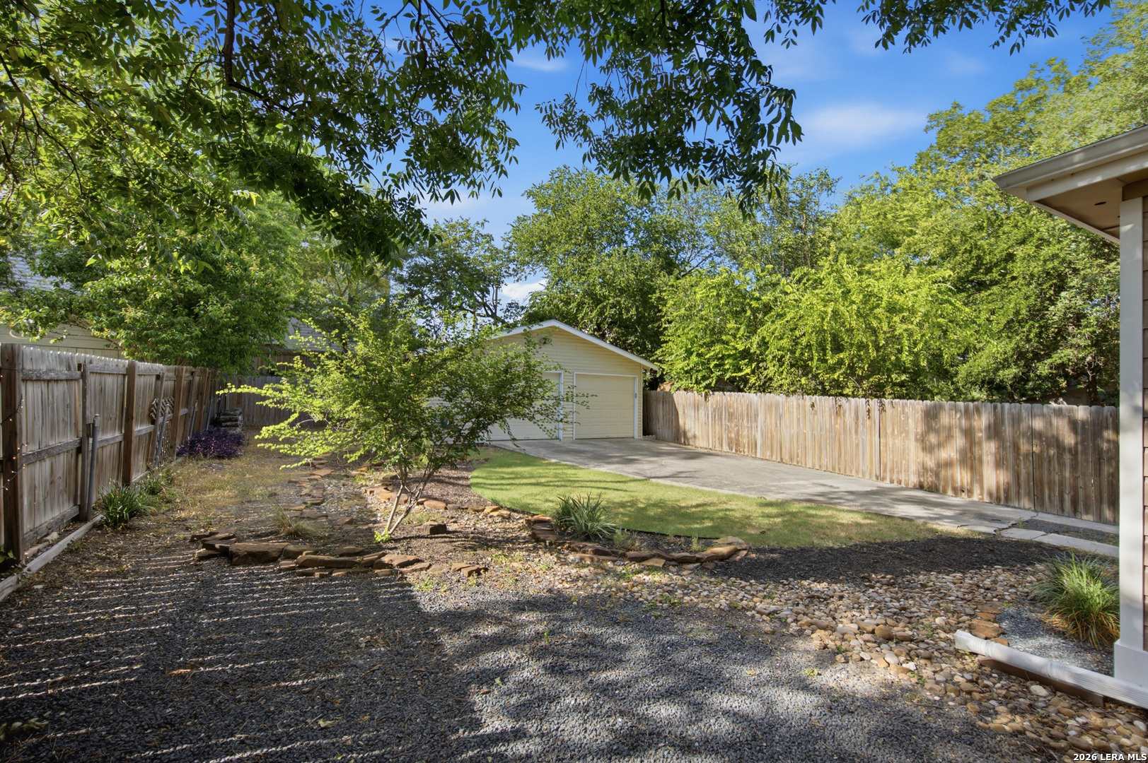 221 E French Place San Antonio TX 78212