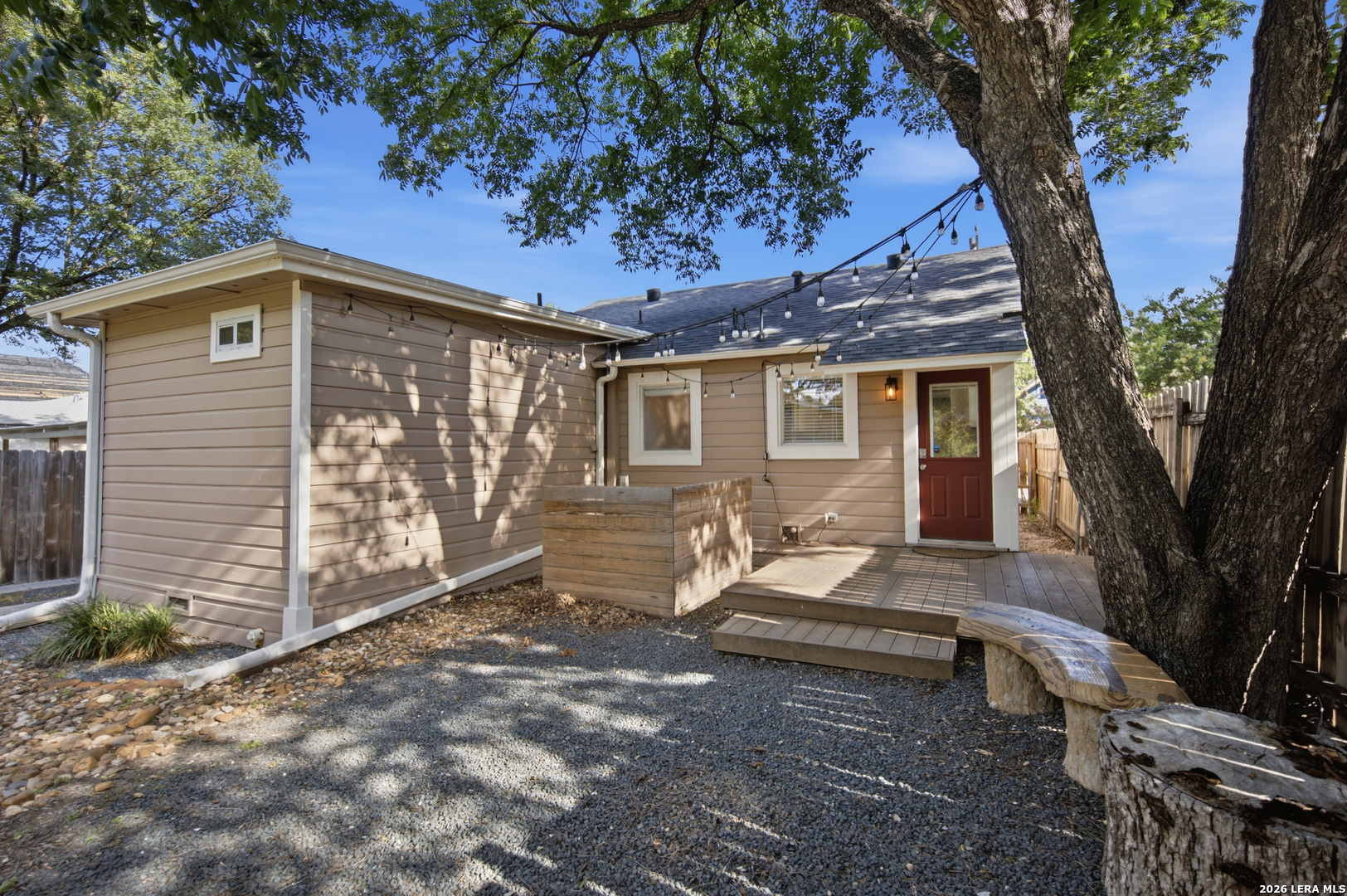 221 E French Place San Antonio TX 78212