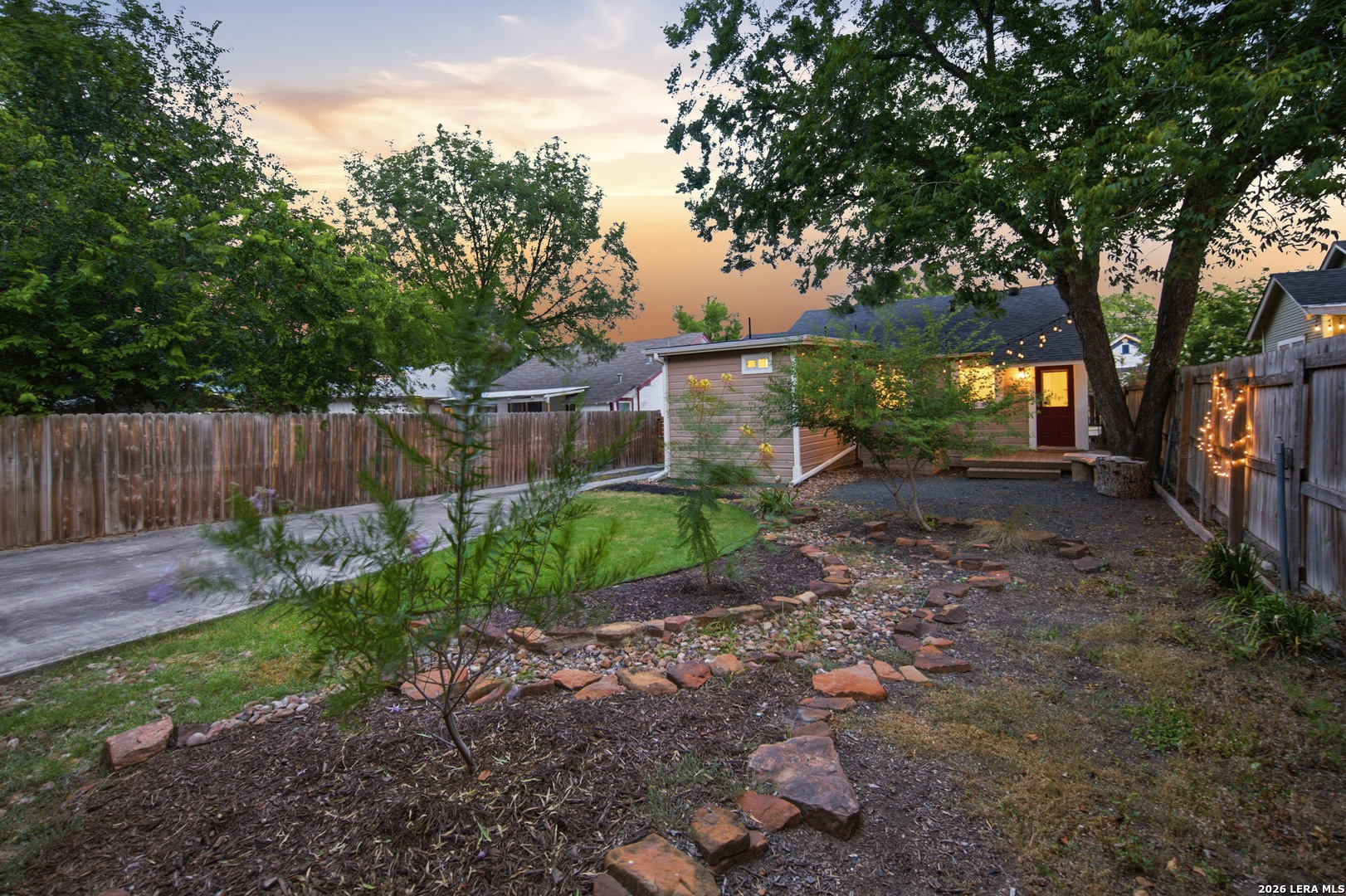 221 E French Place San Antonio TX 78212