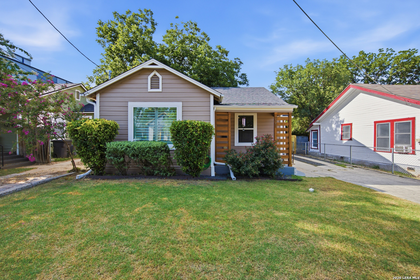 221 E French Place San Antonio TX 78212