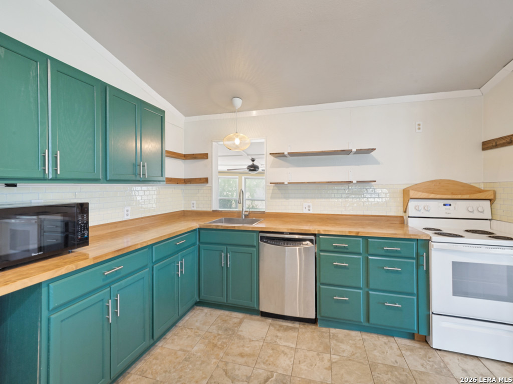 13634 Owl Tree Street San Antonio TX 78253