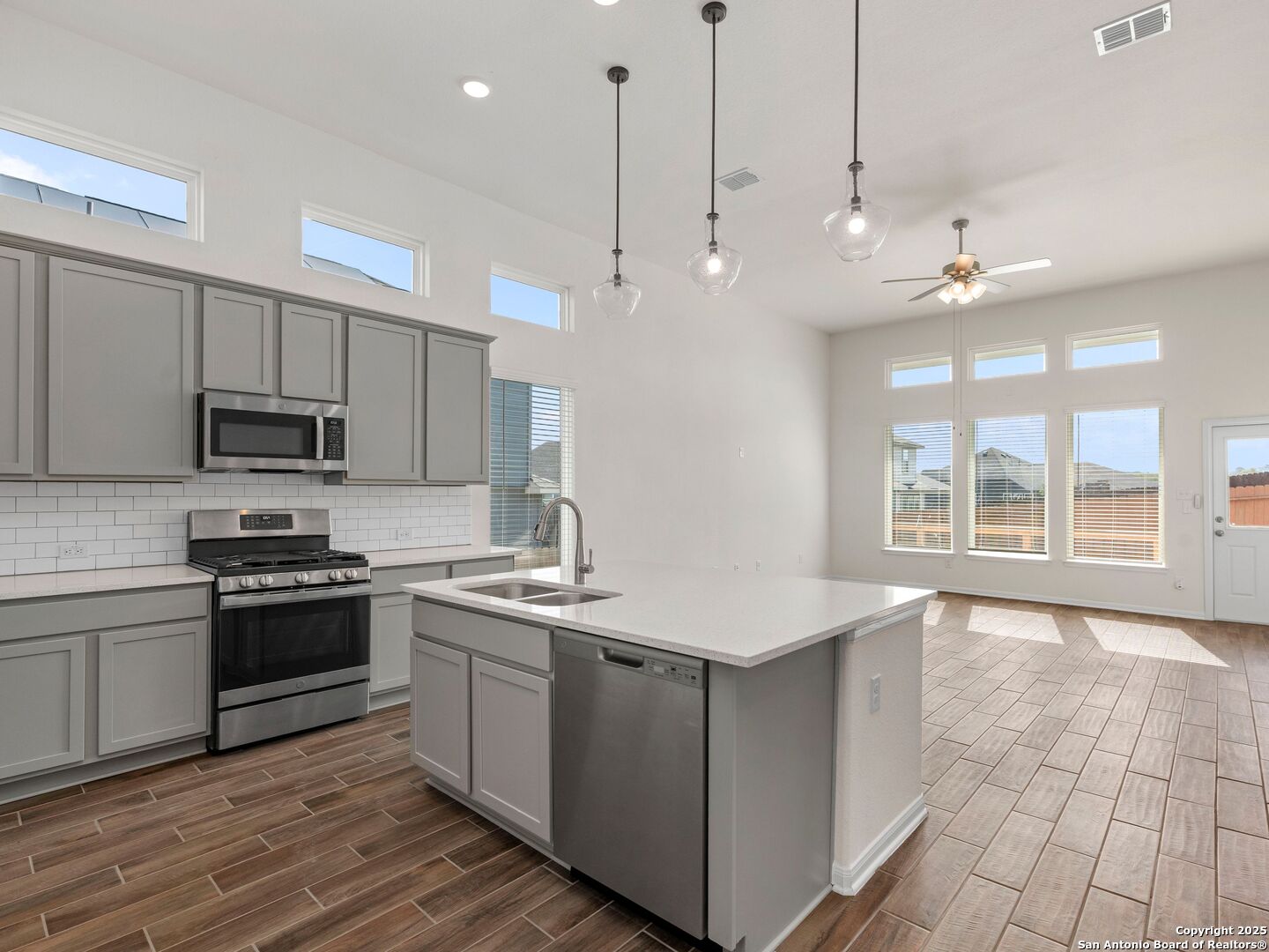 6288 Black Butte Schertz TX 78108