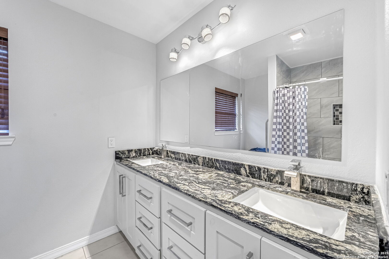 514 Jackson Keller San Antonio TX 78216