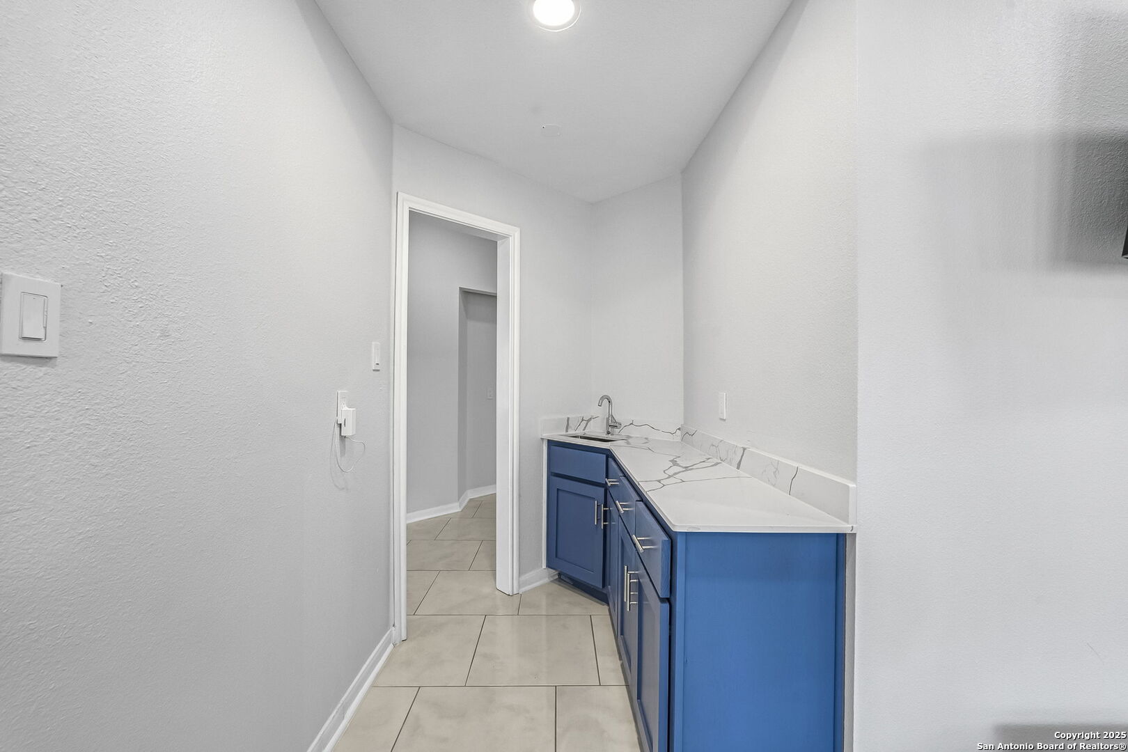 514 Jackson Keller San Antonio TX 78216