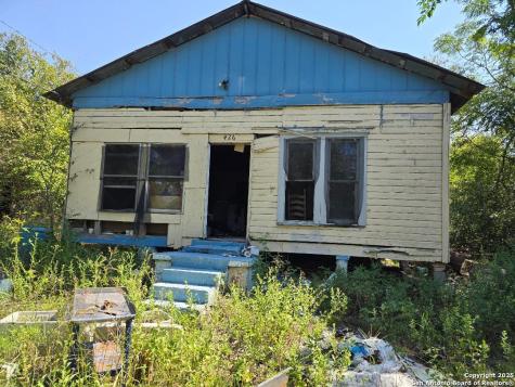 426 4th Rockdale TX 76567