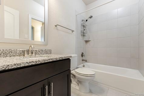 17419 Hillsedge San Antonio TX 78257
