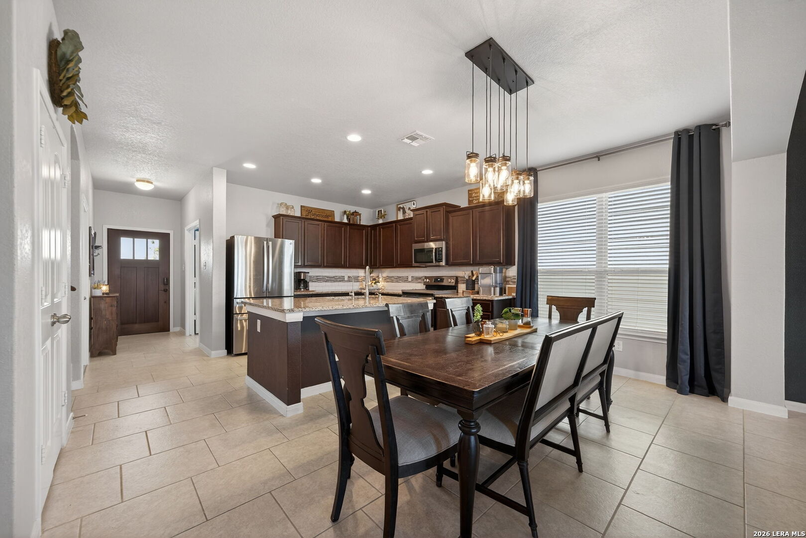 10319 Barbeque Bay Converse TX 78109