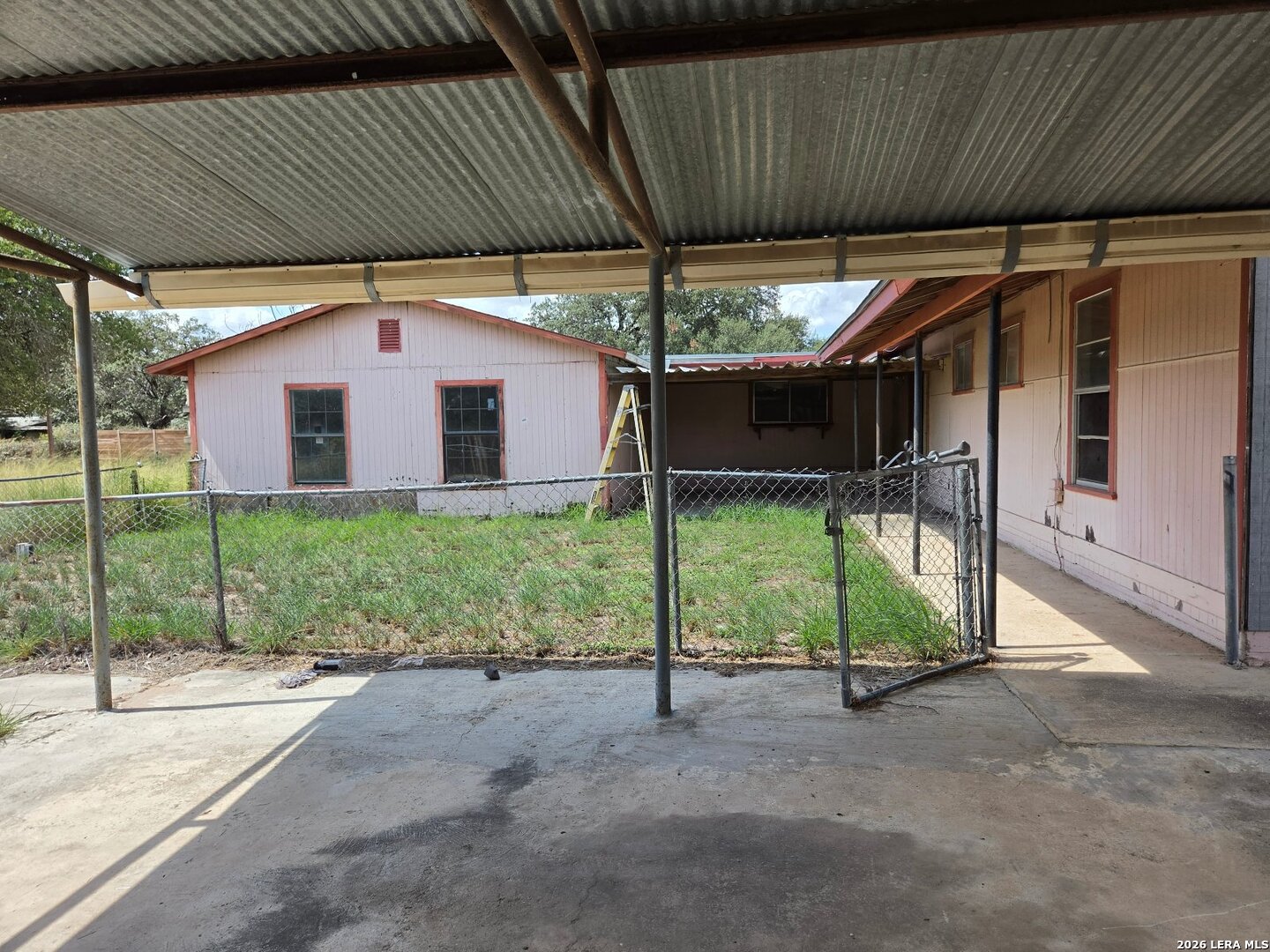 10 Karen Lane Poteet TX 78065