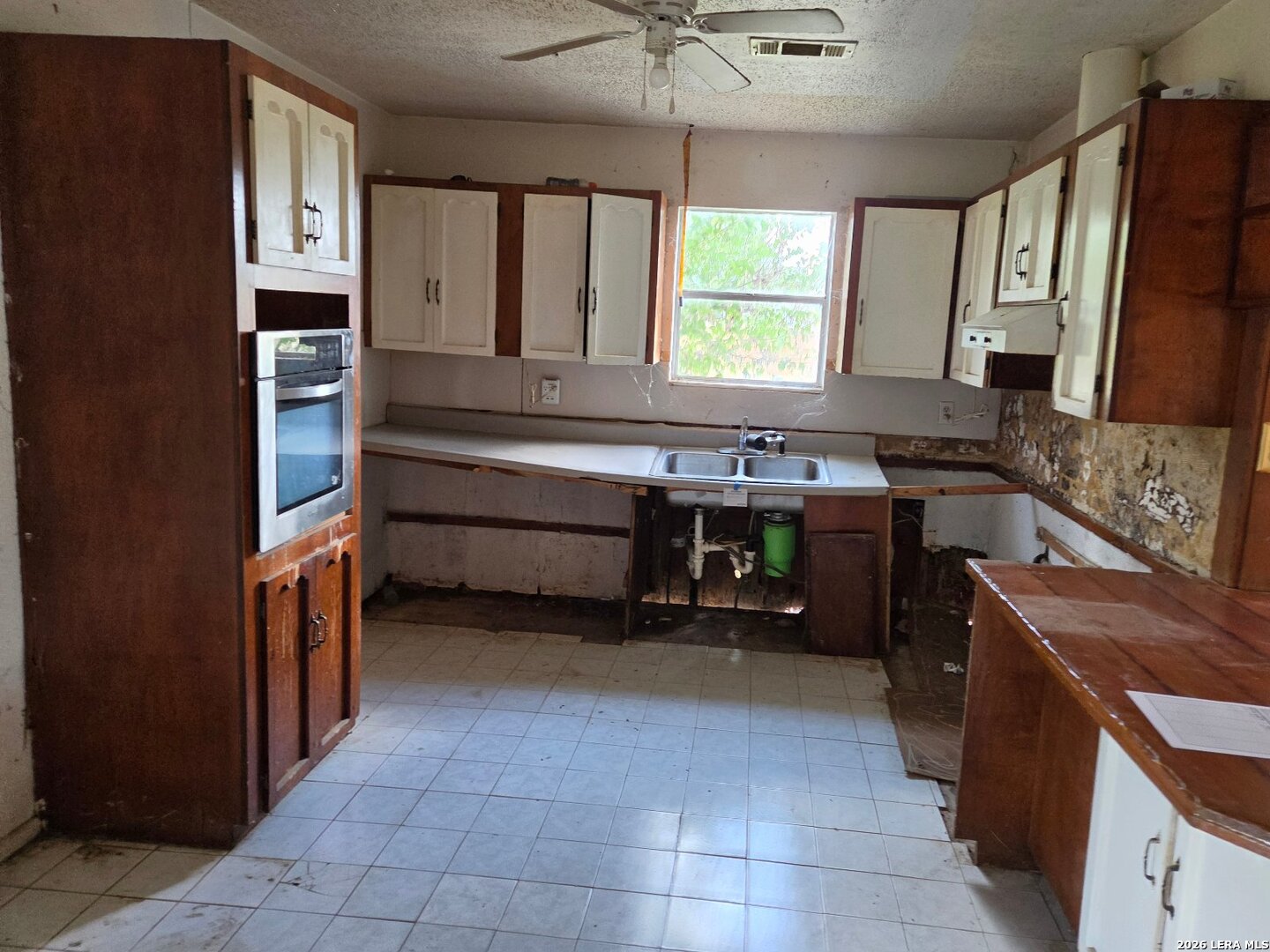 10 Karen Lane Poteet TX 78065
