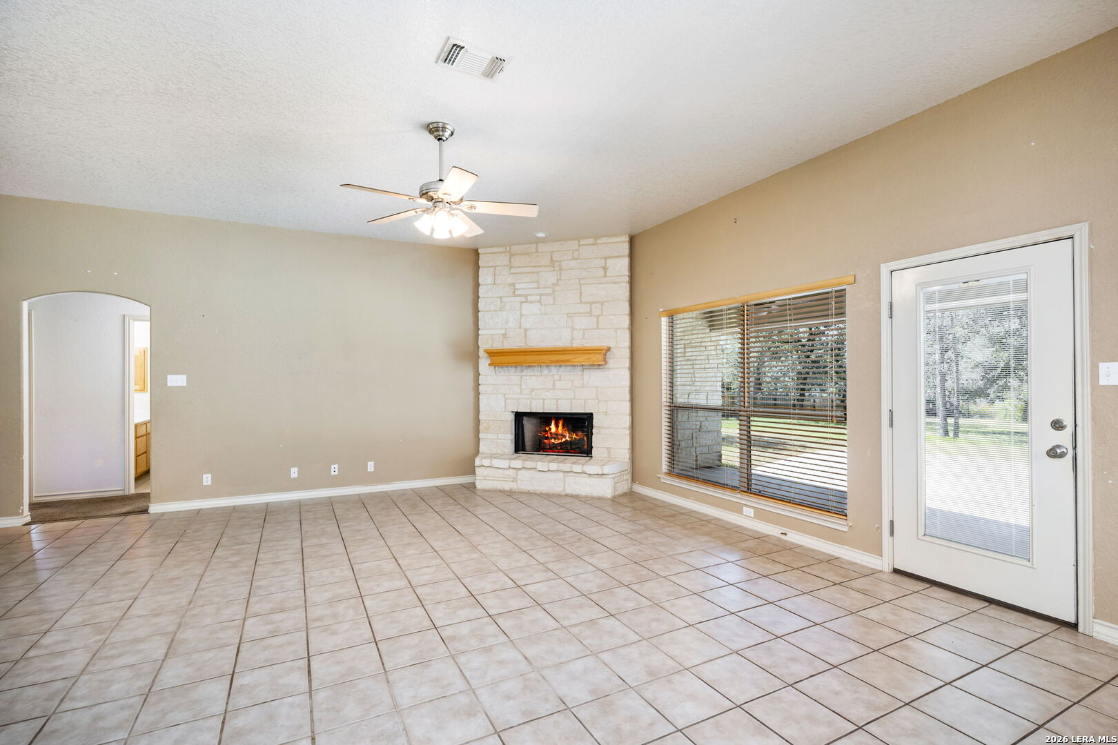 112 Legacy Trace La Vernia TX 78121