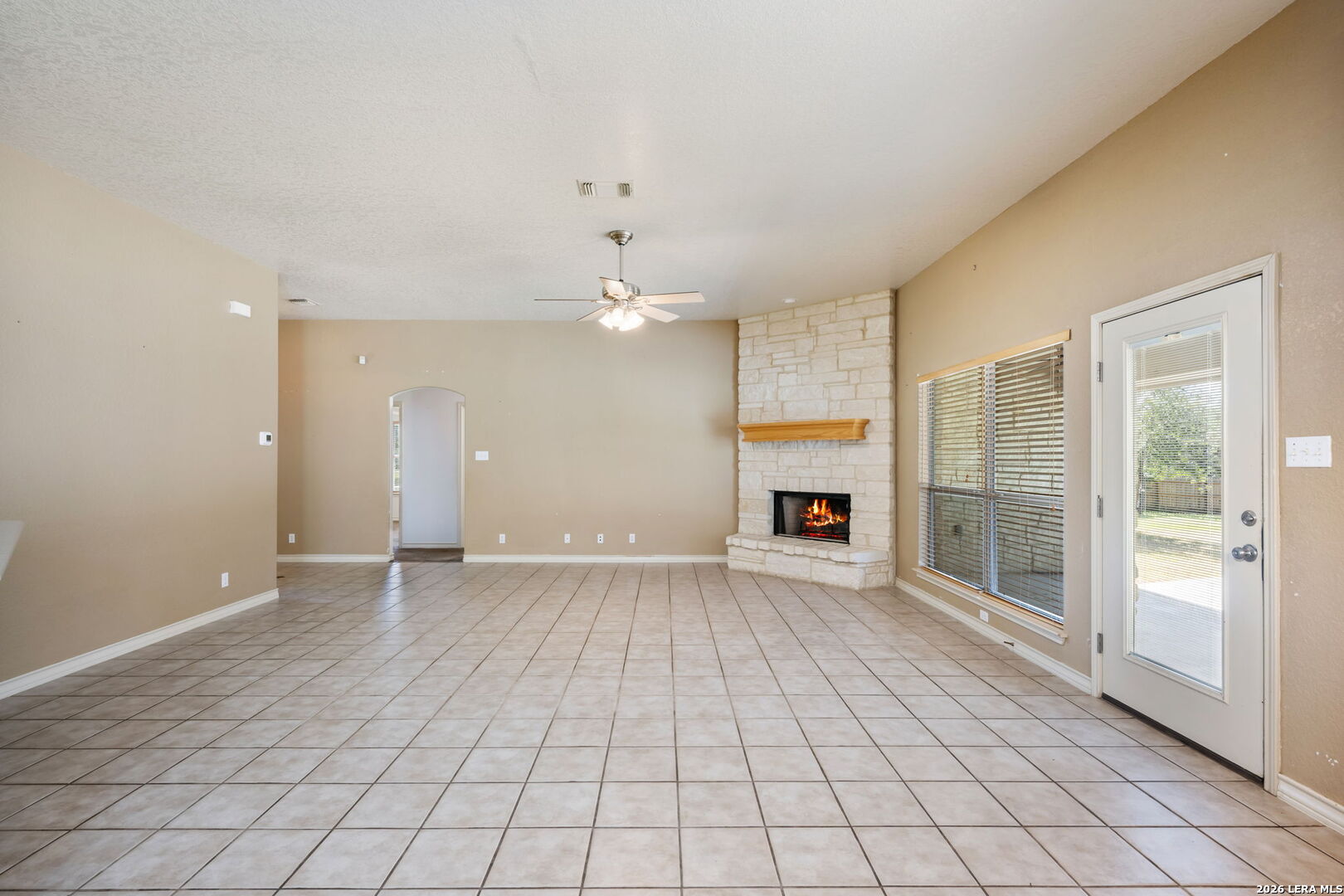 112 Legacy Trace La Vernia TX 78121