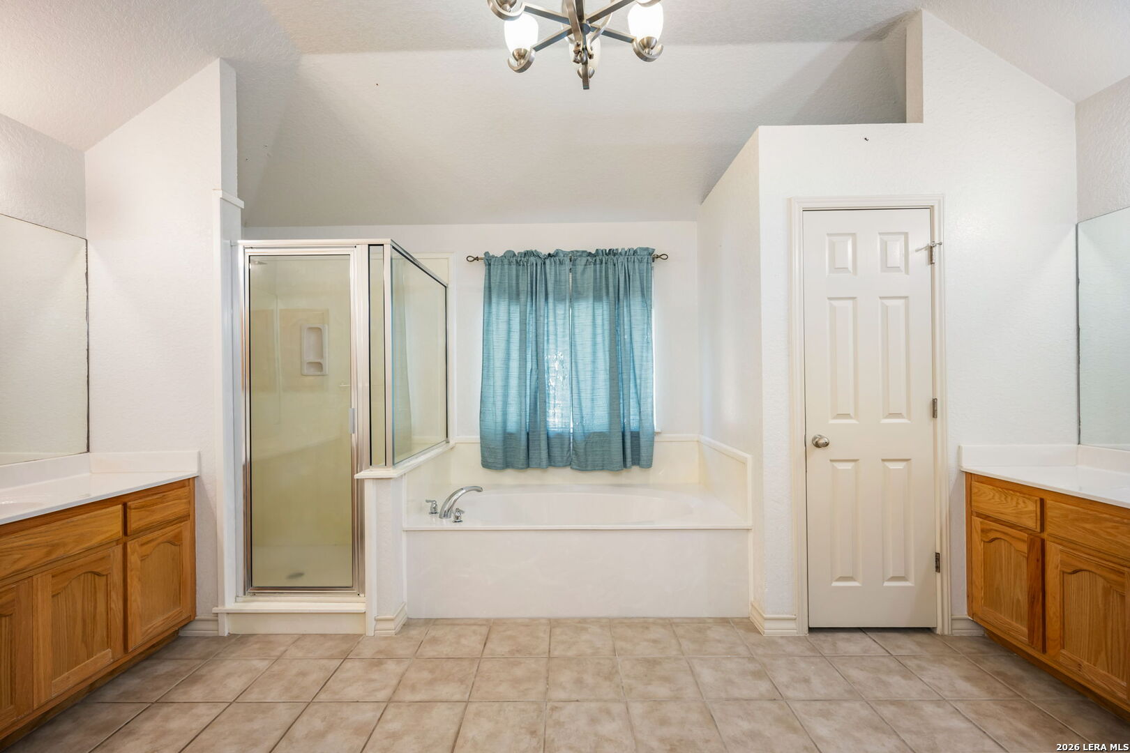 112 Legacy Trace La Vernia TX 78121