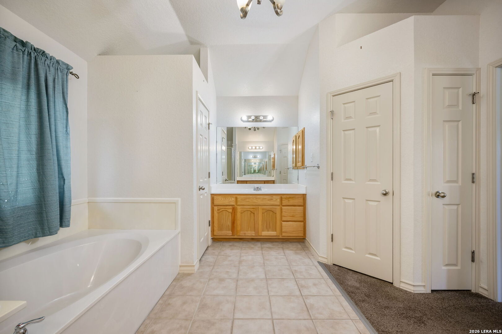 112 Legacy Trace La Vernia TX 78121