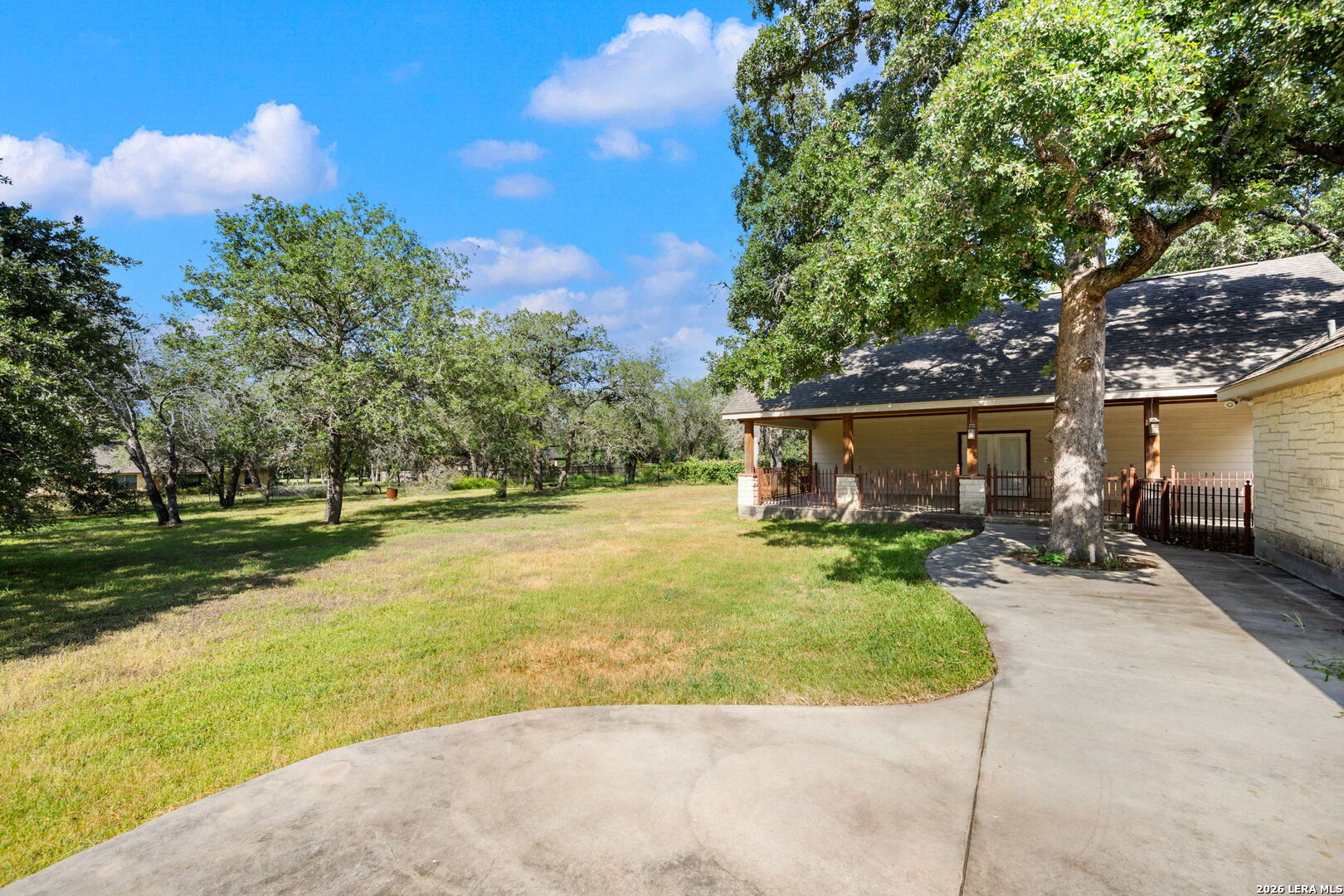 112 Legacy Trace La Vernia TX 78121