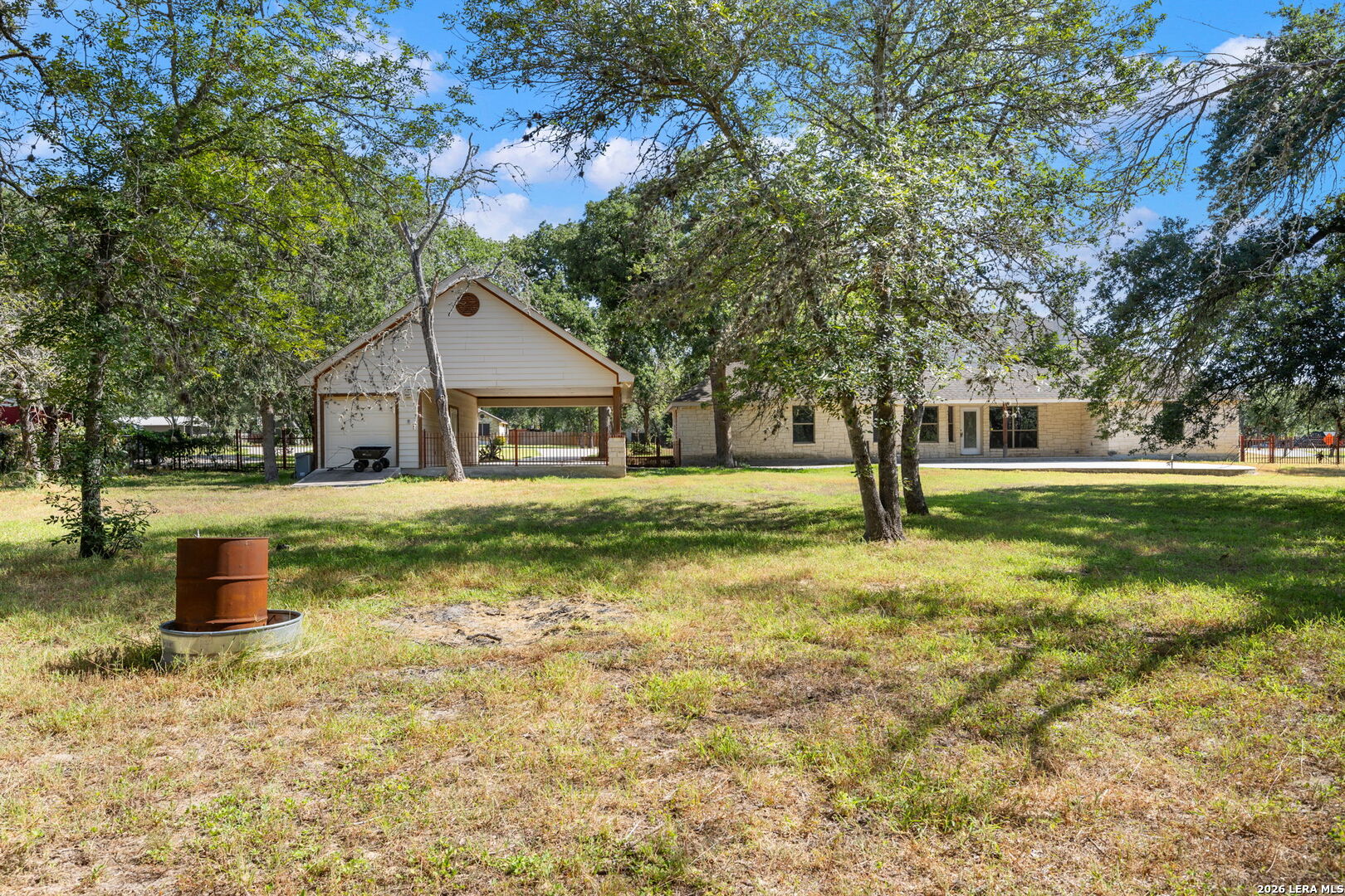 112 Legacy Trace La Vernia TX 78121