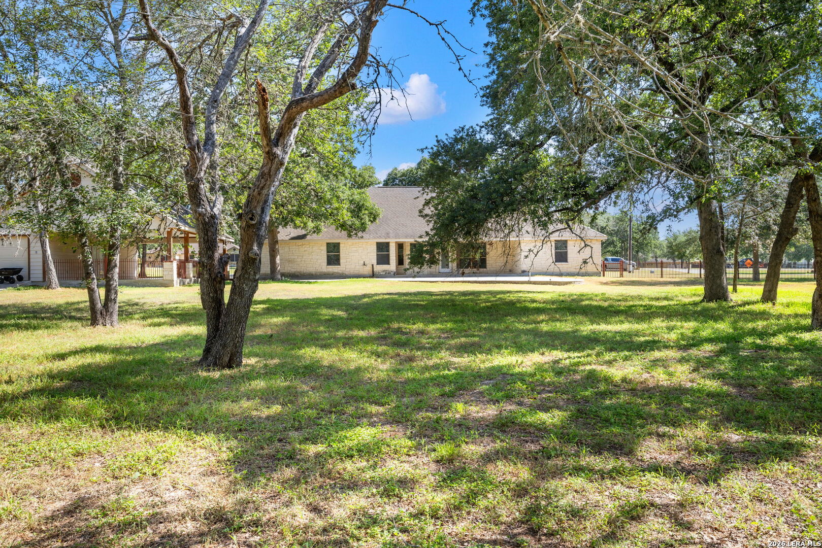 112 Legacy Trace La Vernia TX 78121