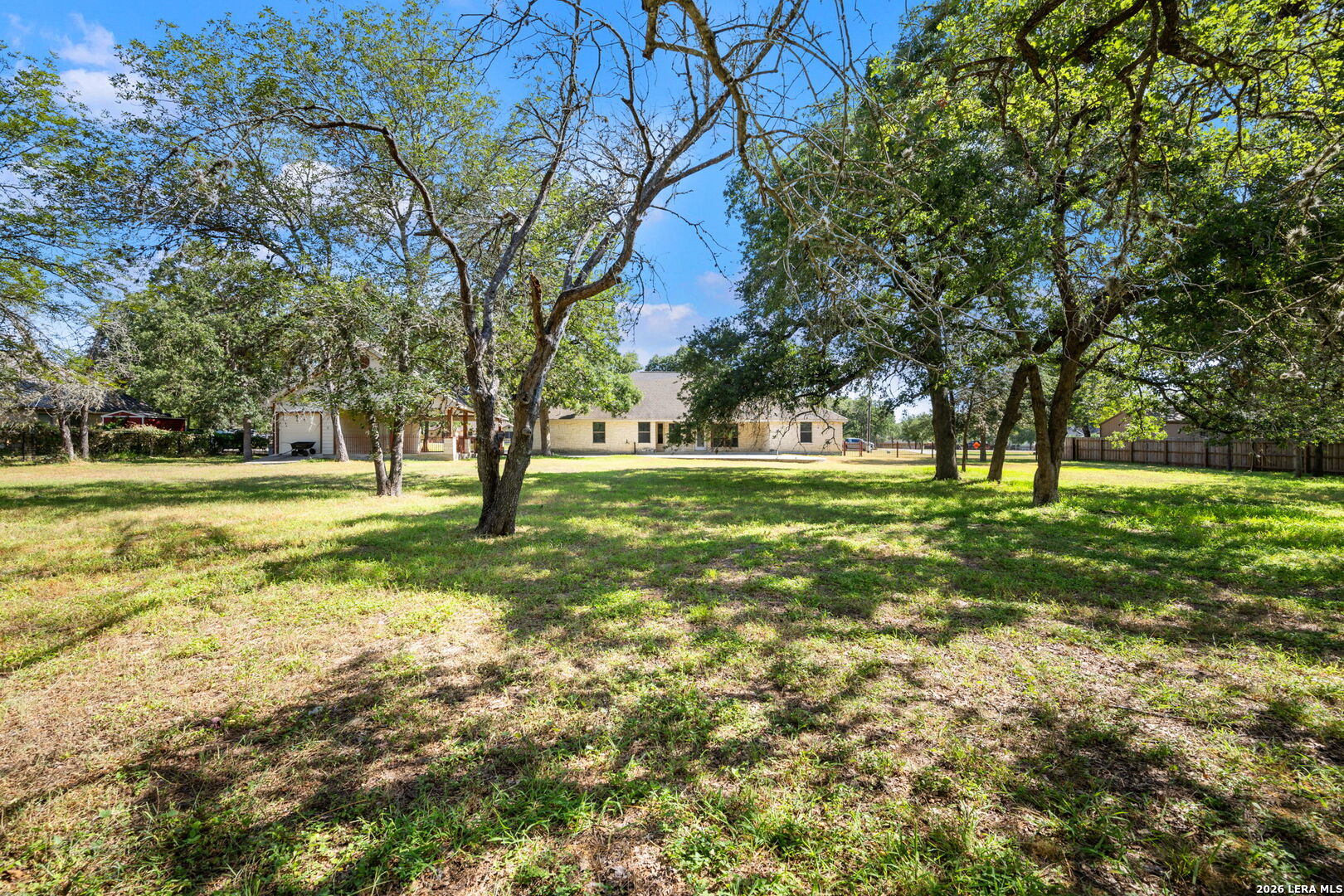 112 Legacy Trace La Vernia TX 78121