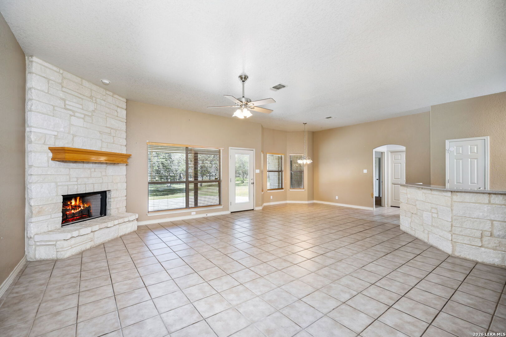 112 Legacy Trace La Vernia TX 78121