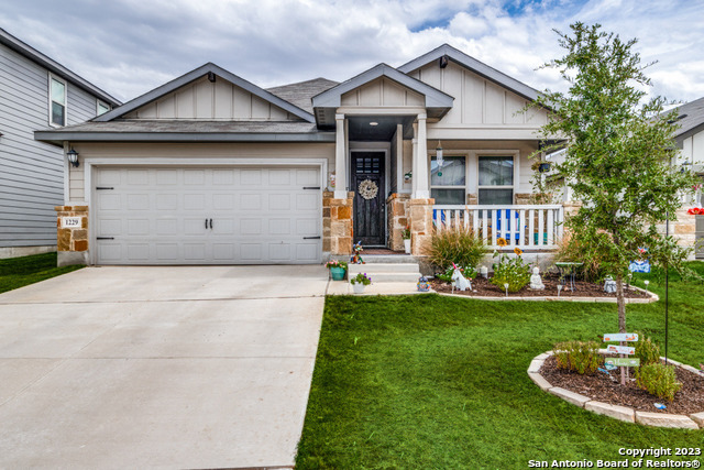 1229 Carl Glen New Braunfels TX 78130