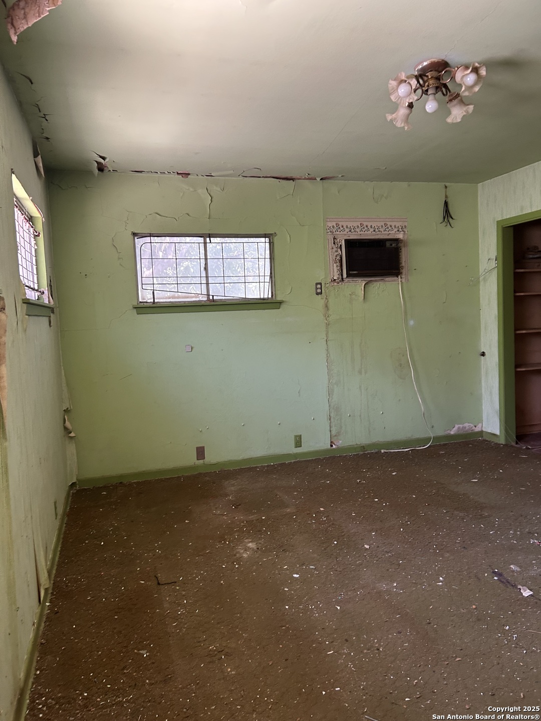 1011 Shadwell San Antonio TX 78228