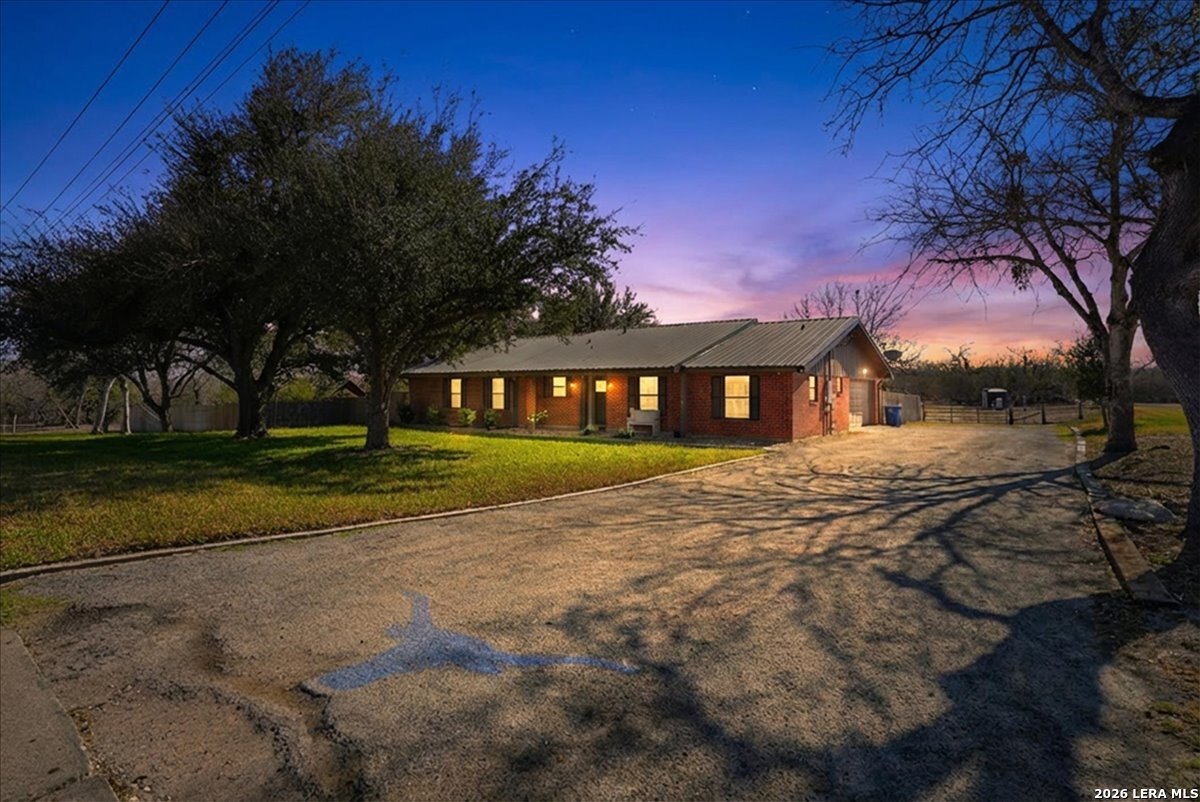 301 Lagarto Road George West TX 78022