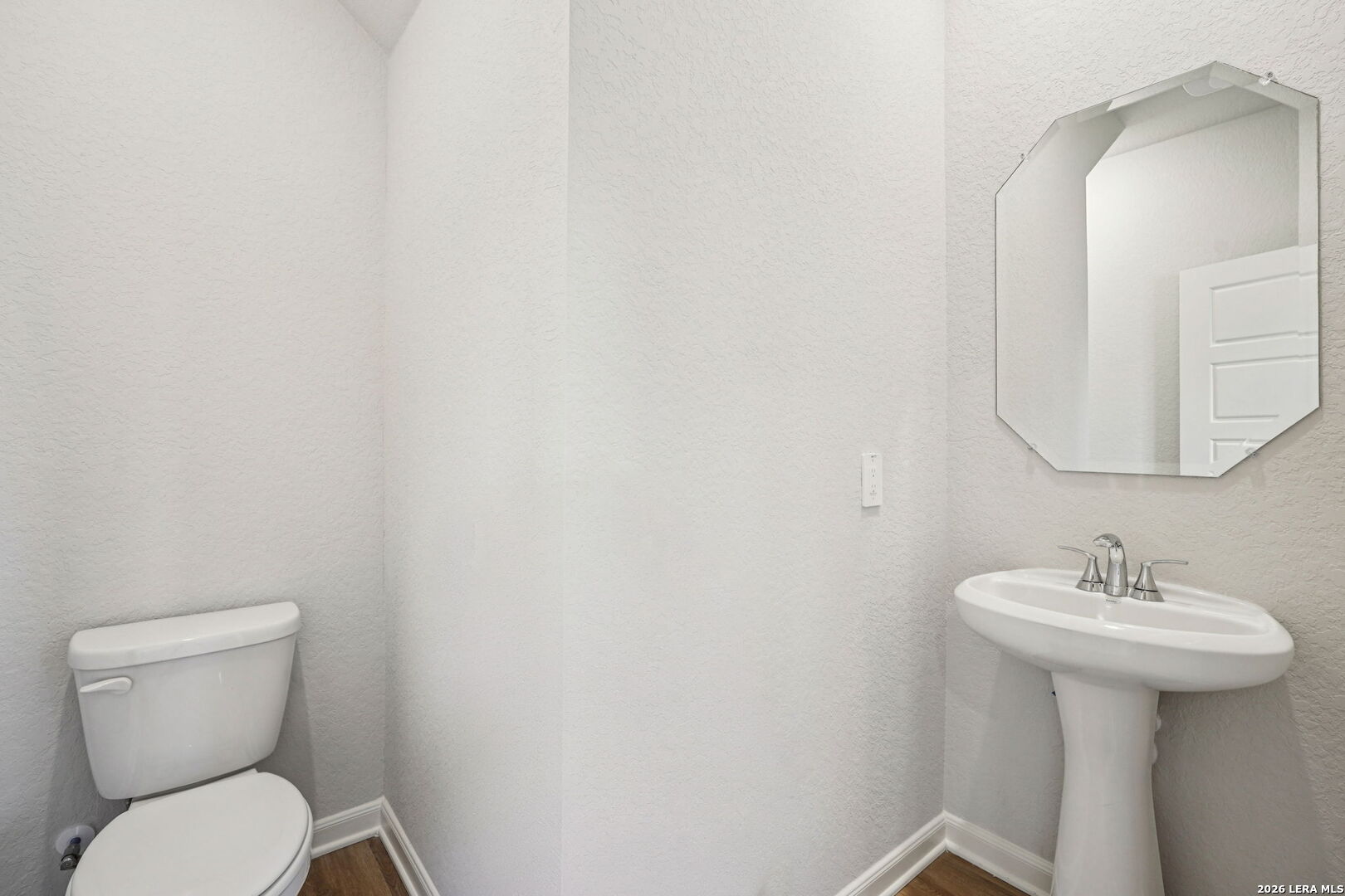 4522 Badger Crest San Antonio TX 78245