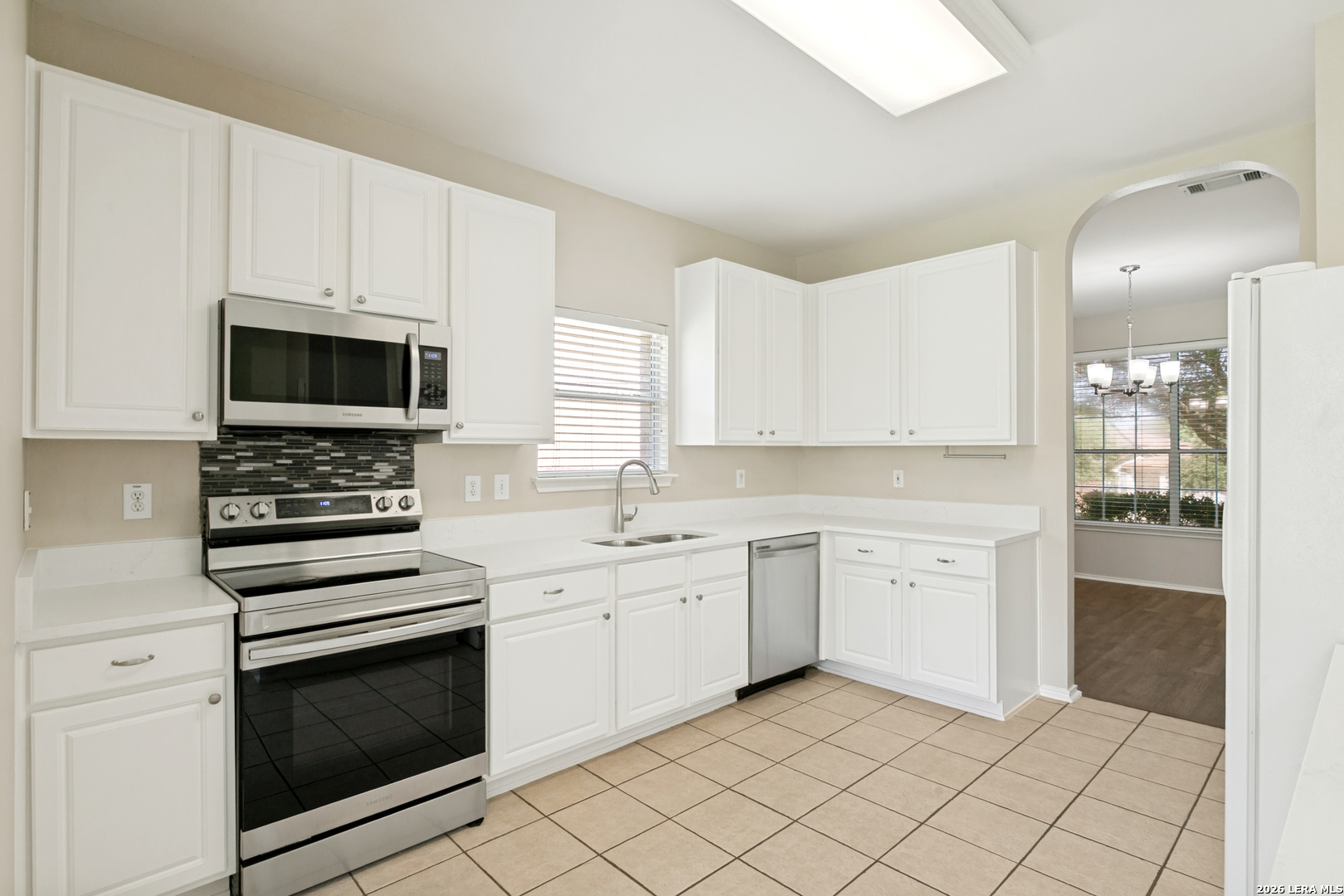 2938 Encino Robles San Antonio TX 78259