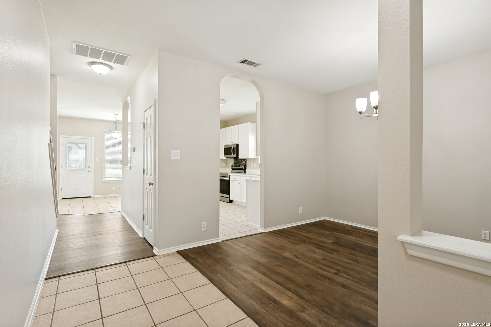 2938 Encino Robles San Antonio TX 78259