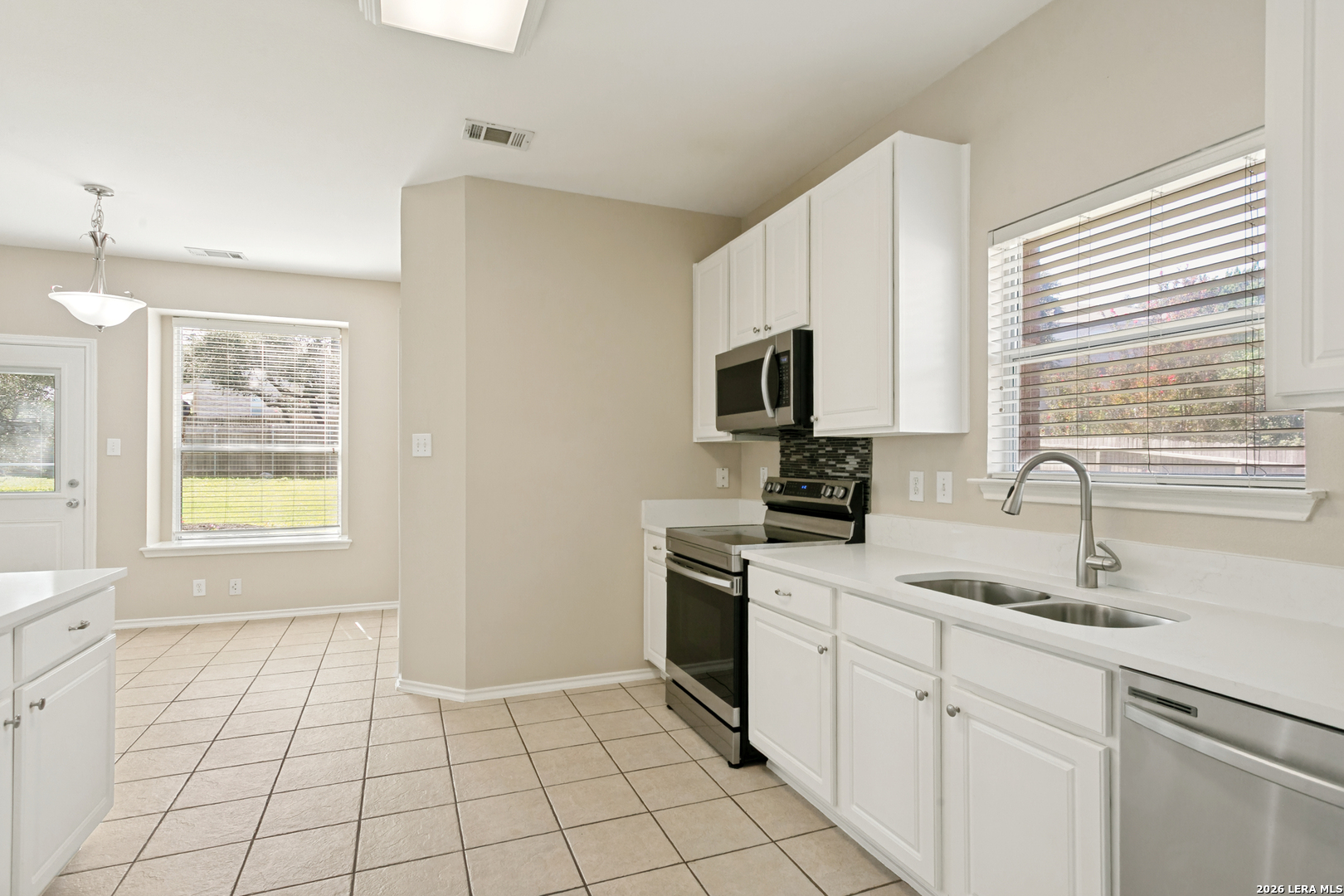 2938 Encino Robles San Antonio TX 78259