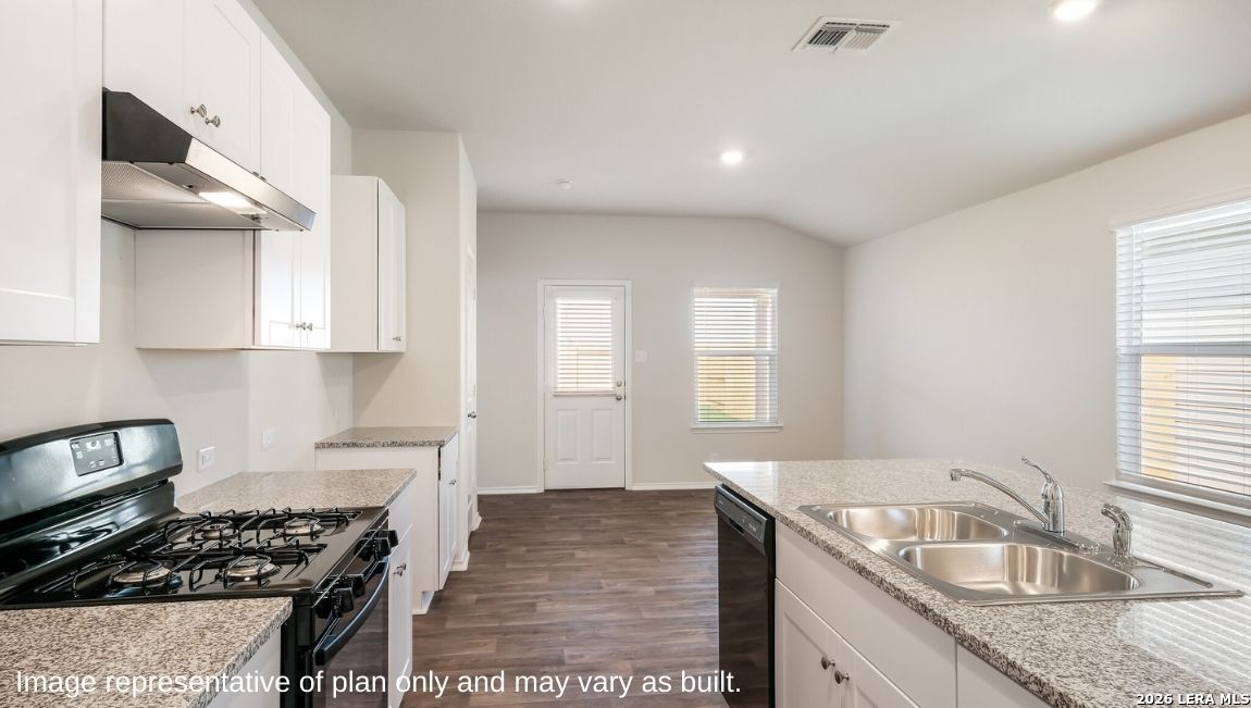5714 Calville Blanc San Antonio TX 78252