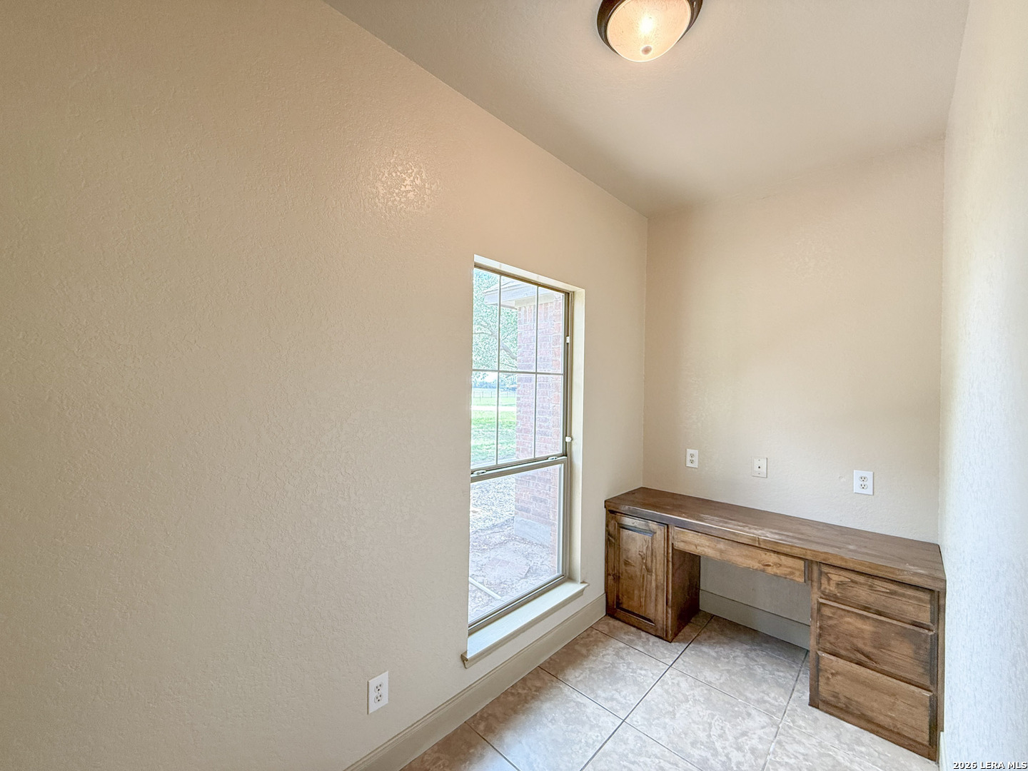 124 County Road 6879 Natalia TX 78059