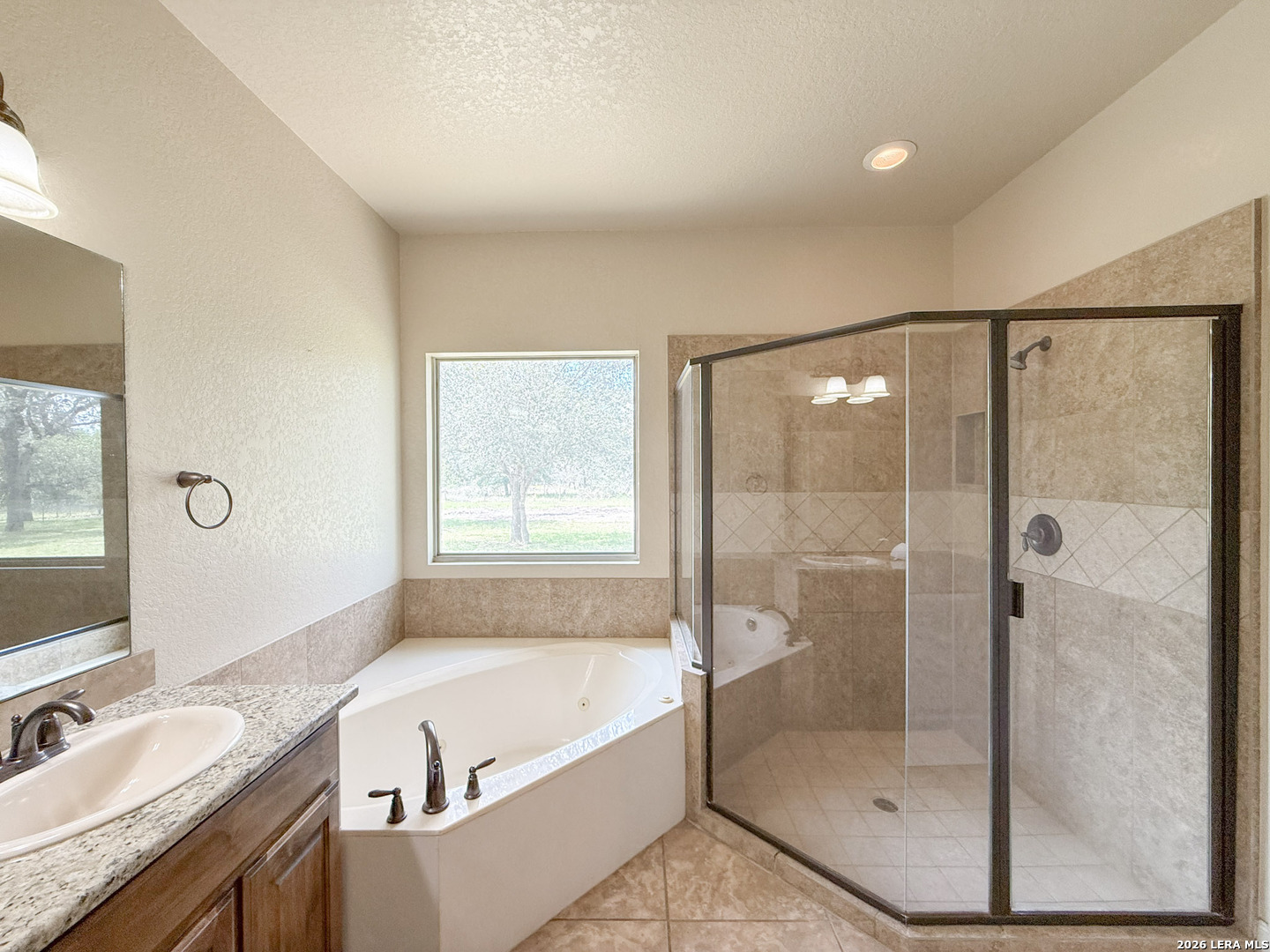 124 County Road 6879 Natalia TX 78059