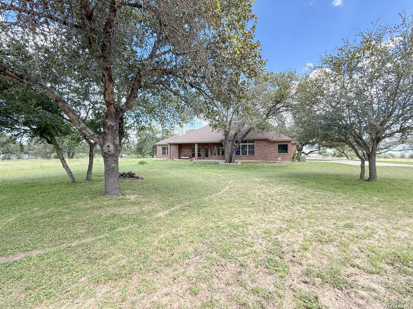 124 County Road 6879 Natalia TX 78059