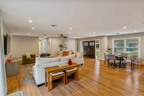 119 Blakeley Drive San Antonio TX 78209
