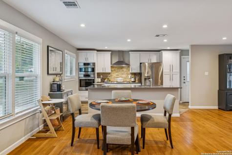 119 Blakeley Drive San Antonio TX 78209