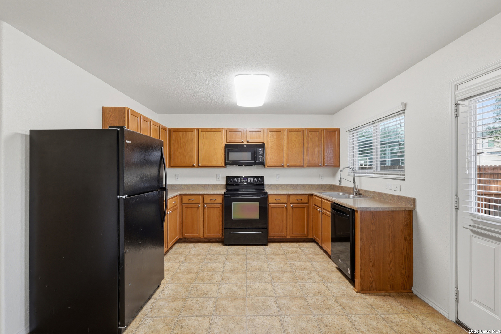 3600 Sharp Hill Selma TX 78154
