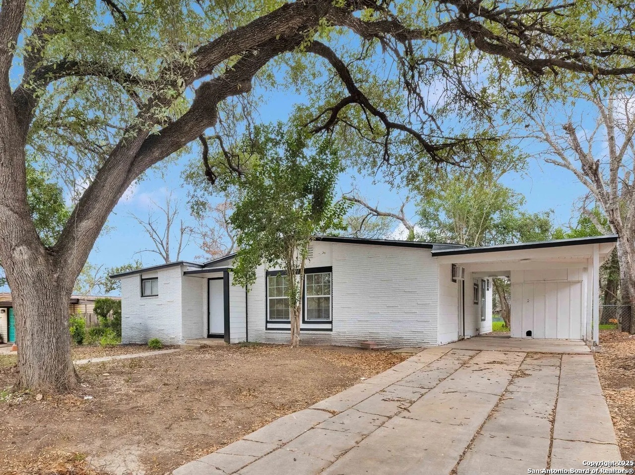 162 Birchwood Drive San Antonio TX 78213