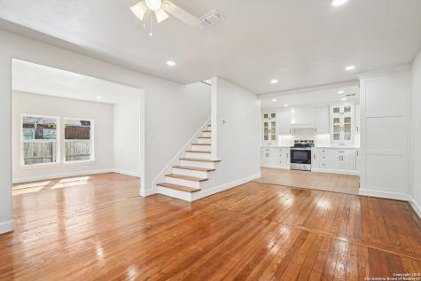 1513 Jefferson Street Kerrville TX 78028