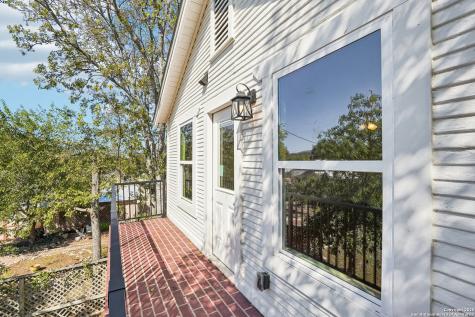 1513 Jefferson Street Kerrville TX 78028