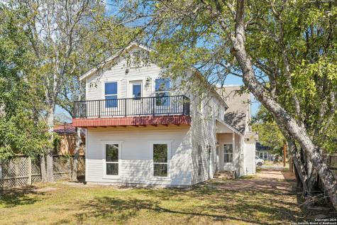1513 Jefferson Street Kerrville TX 78028