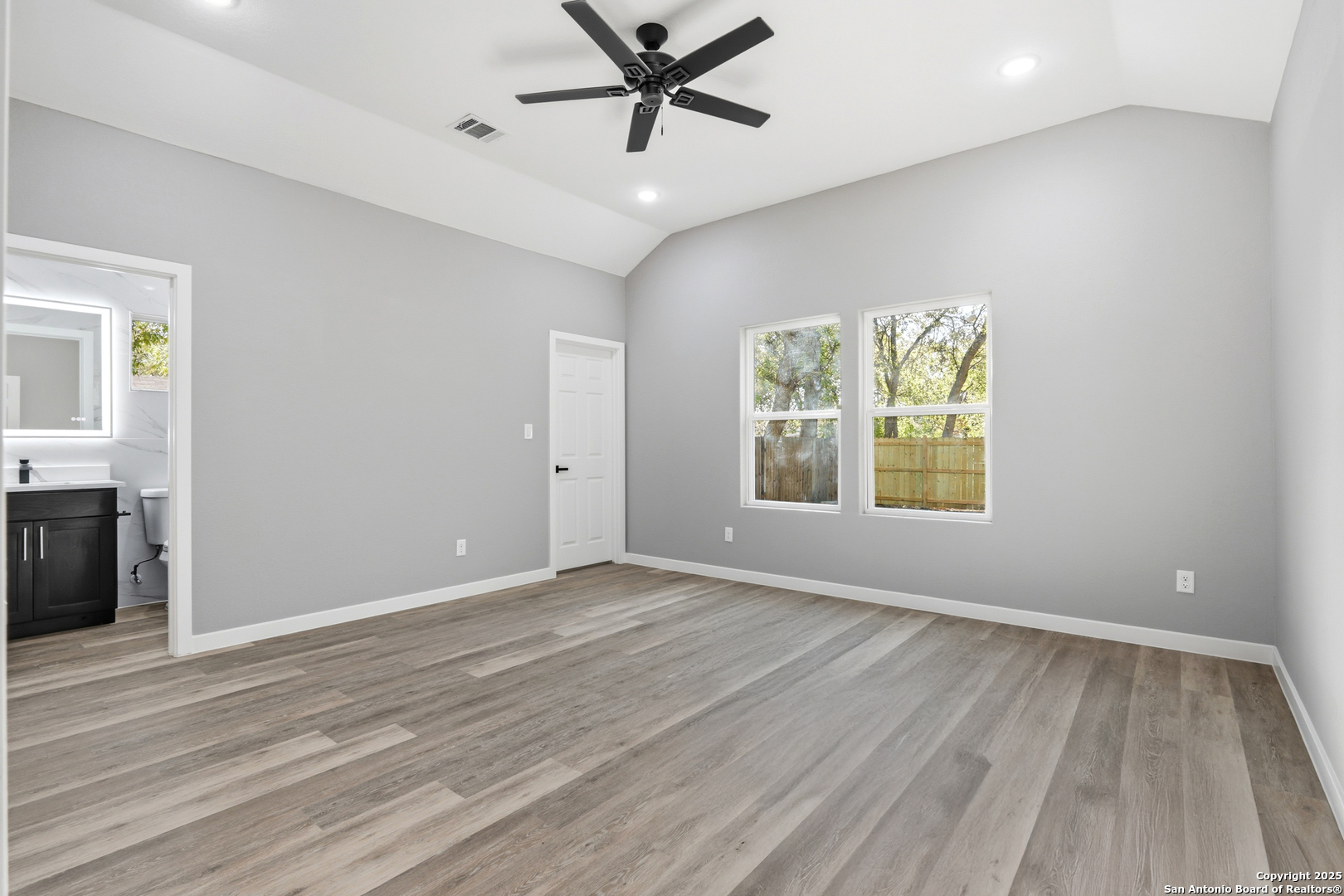 930 Gladstone San Antonio TX 78225